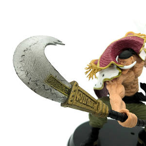 Action Figure dei Quattro Imperatori della <span class=keywords><strong>Serie</strong></span> <span class=keywords><strong>One</strong></span> <span class=keywords><strong>Piece</strong></span>, Edward Newgate Barbabianca in Posizione di Combattimento con Spada, Decorazione da Collezione - Product Image 3