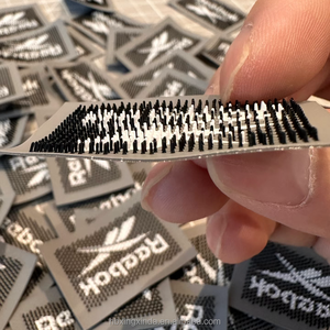 Biểu tượng tùy chỉnh may bàn chải đánh răng công nghệ cao su patchheat chuyển các bản vá lỗi cho quần áo - Product Image 2