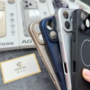 <span class=keywords><strong>เคส</strong></span>โทรศัพท์หรูสำหรับ iPhone 17 Pro Max วัสดุกระจก AG พรีเมียม ดีไซน์ทันสมัย ป้องกันอย่างดี พร้อมบรรจุภัณฑ์ในสต็อก - Product Image 3