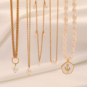 Elegante collar de perlas de agua dulce naturales Vintage chapado en oro Cadena de Gargantilla Irregular de moda con circón para bodas - Product Image 1