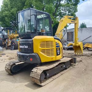 Mini-pelleuse Komatsu PC55MR-3 d'occasion de 28,5 kW, poids en ordre de marche de 5 160 kg, avec cabine climatisée et godet de 0,16 m³, prête à être expédiée - Product Image 3