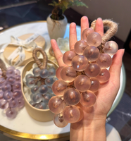 Savon de raisin transparent comme du cristal, simulation mignonne de grappe de raisin, savon fait à la main, cadeau parfait pour les faveurs de fête et les souvenirs