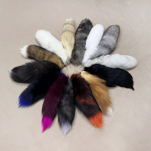 Queue de fée pour porte-clés véritable fourrure de renard porte-clés pendentif longues queues de fourrure de renard - Product Image 1