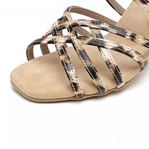 Танцевальные туфли Venny для латиноамериканских танцев, женские, с леопардовым принтом, профессиональные, на среднем каблуке, замшевая подошва, для выступлений в стиле ча-ча и румба - Product Image 2