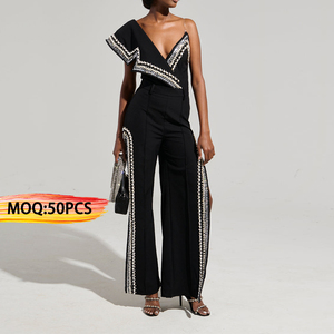 Ropa Diseño personalizado Cuentas asimétricas Perla Un hombro Crop Tops + Pantalones largos Trajes a juego Conjuntos de 2 piezas para mujer - Product Image 1