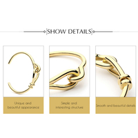 Bracelet jonc ouvert en cuivre doré personnalisé avec nom pour femme, ensemble de bijoux tendance avec boîtes cadeaux classiques pour le dropshipping