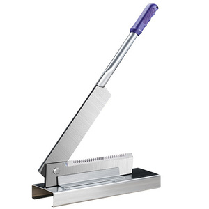 เครื่องตัดกระดูกสแตนเลสพร้อมฐานฟันแบบเจียรสำหรับตัดซี่โครงและสมุนไพร - Product Image 1