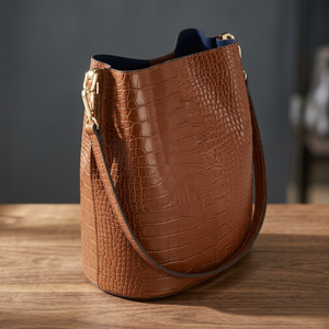 Sacs à main décontractés de luxe pour femmes en cuir véritable, imperméables, durables, avec fermeture éclair, grande capacité, bandoulière, pochette, OEM - Product Image 1