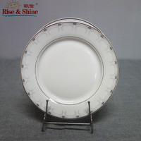 Assiettes en porcelaine avec motifs en relief dorée, ensemble d'assiettes de cuisine, vaisselle pour dîner, mariage, assiettes à dîner de luxe, pour Restaurant, maison
