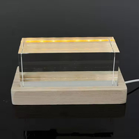 Fermalibro in Cristallo 3D Personalizzato con Luce Notturna e Base LED in Legno per Arredamento Casa
