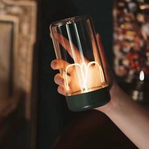 Lumière magnétique mini ambiance de bureau Lumière Barre de charge veilleuse Pratique camping cadeau créatif lumière de jauge - Product Image 4