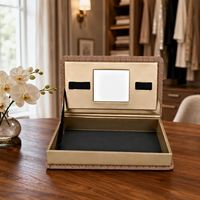 Boîte cadeau biodégradable en carton personnalisée en forme de livre avec fermeture magnétique, logo estampé à chaud, détails de couture, miroir intégré et éponge