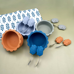 Ensemble de vaisselle d'apprentissage pour tout-petits, bol d'apprentissage avec une forte aspiration, design mignon de <span class=keywords><strong>lion</strong></span>, cuillère et fourchette à manche court pliable - Product Image 1