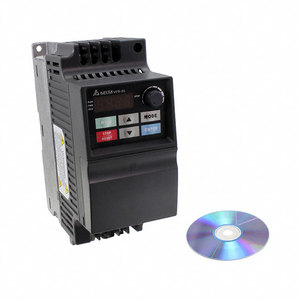 100 Nouveaux variateurs de fréquence série EL VFD007EL43A 1HP 750W 480V Alimentation 2.5A Charge en stock - Product Image 1