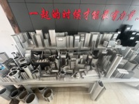 Profils en alliage d'aluminium de la série 2000 fabriqués en Chine pour portes, toitures et fenêtres coulissantes en Amérique du Sud, services de découpe et de pliage