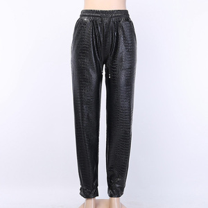 Pantalon Hallen femme décontracté taille haute élastique <span class=keywords><strong>en</strong></span> simili <span class=keywords><strong>cuir</strong></span> pantalon lâche <span class=keywords><strong>en</strong></span> <span class=keywords><strong>cuir</strong></span> crocodile pantalon <span class=keywords><strong>salopette</strong></span> - Product Image 4