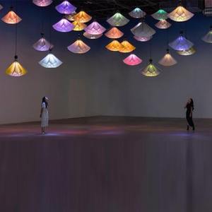 Flor Mecánica de Simulación con Apertura Automática por Inducción, Colgante de Flor Artificial - Product Image 1