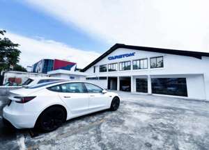 Limpiador Multiusos Bullsone First Class de 550 ml, Edición 2022, para Cuidado del Automóvil, Limpieza de Superficies, Vidrio y Lavado de Autos - Product Image 4