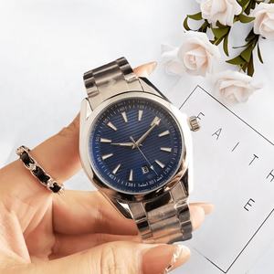 Reloj de pulsera de cuarzo resistente al agua con calendario, nuevo reloj de pulsera para hombre con correa de acero de dos tonos, con visualización de fecha, informal y de negocios. - Product Image 4