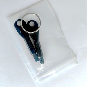 Tournevis plat tactique portable et durable pour l'extérieur avec porte-clés, mini-outil multifonction léger en acier inoxydable pour la chasse - Product Image 2