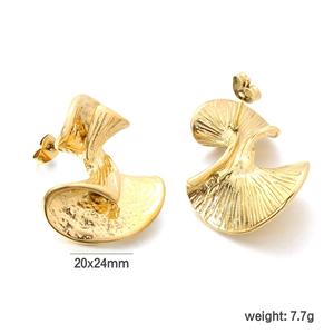 Pendientes de moda al por mayor: Aros con diseño geométrico de circonia, esmalte de goteo de aceite y perlas en forma de gota para mujer - Product Image 6