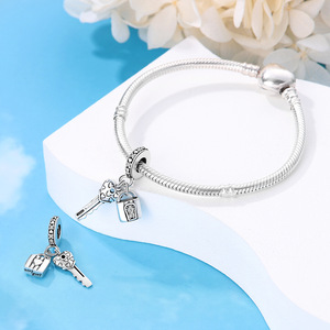 Romantic <b>silver</b>-plated white brass pendant, paired with a heart-shaped crystal key and lock pendant; a perfect love gift - Product Image 4