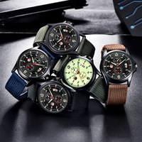 Montres-bracelets de qualité vente en gros Montres pour hommes avec bracelet en nylon et tissu sport vert