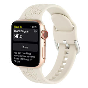 Bracelet de montre en silicone souple <span class=keywords><strong>Mickey</strong></span> en relief pour <span class=keywords><strong>Apple</strong></span> <span class=keywords><strong>Watch</strong></span> 10 9 8 7 6 5 4 3 2 SE - Product Image 4