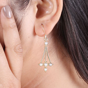 2025 Premium 18K Plaqué Or Perle Boucles D'oreilles pour les Femmes Beau Style Mignon pour le Mariage et la Fête - Product Image 2