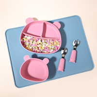 Micro-ondes sûr réutilisable chaise haute Table à manger tapis naturel moderne bébé Silicone napperon napperon sans Bpa Silicone tapis