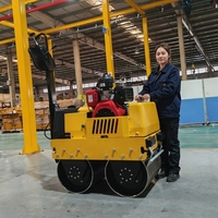 Mini-compacteur vibrant à double tambour de 640 kg, autopropulsé, pour asphalte, avec moteur Changchai et pompe KYB