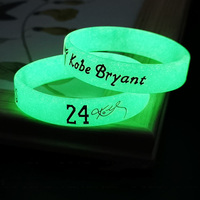 Bracelets promotionnels élastiques personnalisés avec logo Bracelet en caoutchouc personnalisé phosphorescent Bracelet en silicone lumineux personnalisé