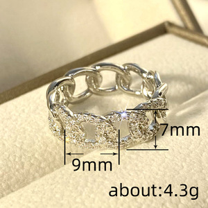 Anello Geometrico a Maglie Rotonde per Donne, Gioiello da Dito Trendy e Alla Moda - Product Image 5