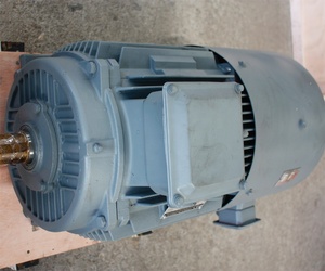 Attributs de durabilité de l'<span class=keywords><strong>alternateur</strong></span> Production d'énergie <span class=keywords><strong>éolienne</strong></span> <span class=keywords><strong>Alternateur</strong></span> de générateur <span class=keywords><strong>3kw</strong></span> 220v - Product Image 4