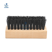 Brosse à chaussures en bois naturel écologique, très vendue, avec logo personnalisé par extrusion et découpe, pour le nettoyage des baskets