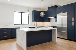 FREE SAMPLE 100% VIETNAM ARTIFICIAL QUARTZ CALACATTA OCEAN BIG SLAB MODERN DESIGN Eco-Friendly for HOTEL KITCHEN & BATHROOM - Product Image 5