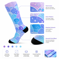 Chaussettes longues de sport personnalisées OEM, sans couture, respirantes, à séchage rapide, absorbant la transpiration, résistantes aux déchirures, imprimées numériquement, pour l'automne