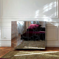 Armoire de luxe faite à la main en bois massif Design contemporain un meuble de rangement de salon avec portes en verre pour