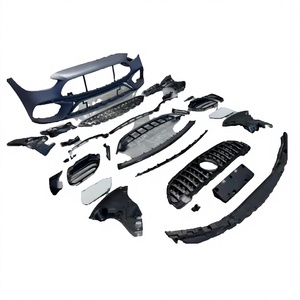 Kit carrosserie pour Mercedes Benz Classe C W206 C63 AMG Facelift, nouvelle version, pare-chocs avant et arrière en plastique rouge - Product Image 2