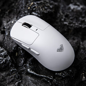 <span class=keywords><strong>AULA</strong></span> SC680 Drei-Modus-Gaming-Maus Leichte 58g Esports-Maus mit PAW3395-Chip Vielseitig für jeden Spieler - Product Image 1