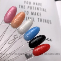 Vernis à ongles gel OEM/ODM Hiver Flocons de neige Paillettes Base en caoutchouc Couleurs Néon UV/LED Échantillons Gratuits