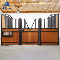Portes de box pour chevaux JHorse Safety Internal Premium Bamboo, portes de box de luxe pour écuries de luxe, design personnalisé.