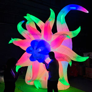 Globo publicitario de estrella inflable para exteriores, decoraciones de iluminación LED para fiestas, clubes nocturnos con diseño de flores - Product Image 2