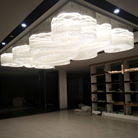 Lampu Gantung Kristal Kaca Mewah Modern, Tinggi Dapat Disesuaikan, Lampu LED yang Dapat Dikustomisasi, Cocok untuk Villa, Tangga, dan Ruang Perjamuan, Finishing Emas