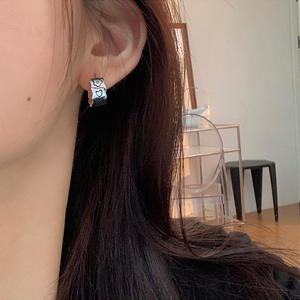 Pendientes de Metal con Diseño de Flor de Amor para Mujer, con Diseño Simple y Combinación Perfecta, Venta al por Mayor - Product Image 4