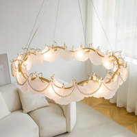 Luminaire suspendu en forme d'anneau en verre nacré style crème blanc chaud, design luxueux, pour chambre à coucher et salle à manger