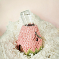 Distributeur d'eau en céramique en forme de fraise avec support pour hamster nain et petit animal de compagnie, accessoire pour cage