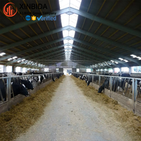 Structure en acier préfabriquée économique pour la construction de bâtiments agricoles modernes, de hangars à bétail et de granges