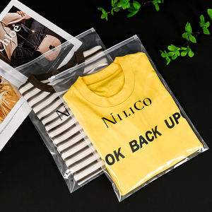 Sacs à fermeture éclair - LDPE recyclable, imperméable, debout, transparent givré, film polyester, logo de graines de tournesol, chaussettes, emballage de vêtements - Product Image 4