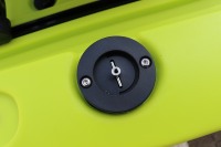 Kayak de pêche Pro Angler 2022 avec moteur électrique et propulsion à pédales, matériau HDPE, capacité de 250 kg pour une utilisation en mer/rivière/lac/océan